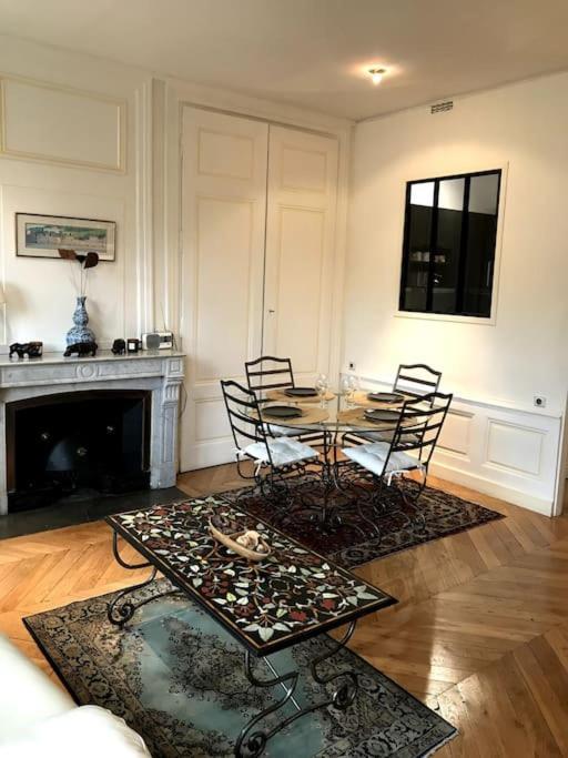 Vue Sur L'Eau Apartamento Lyon Exterior foto