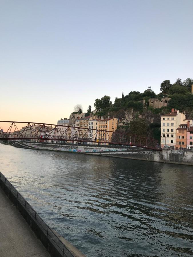 Vue Sur L'Eau Apartamento Lyon Exterior foto